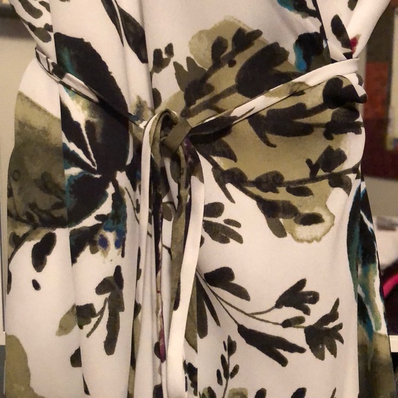 Aritzia Babaton Wrap Dress - Picture 3 of 4